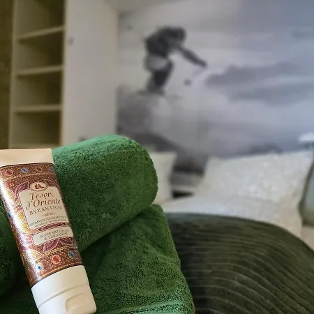 Apartment Gemuetliches Alpen-apartment Fuer 2, Direkt An Der Piste,