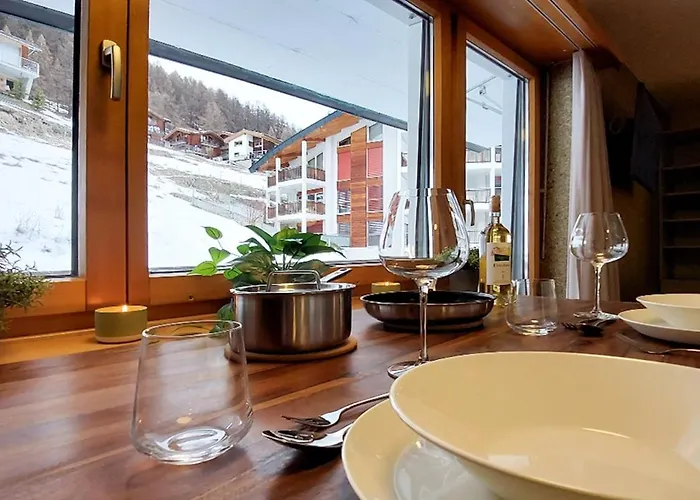 Apartment Gemuetliches Alpen-apartment Fuer 2, Direkt An Der Piste, *