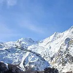 Fuer Zwei Direkt An Der Piste In Fee Apartman