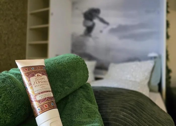 Appartement Fuer Zwei Direkt An Der Piste In Fee